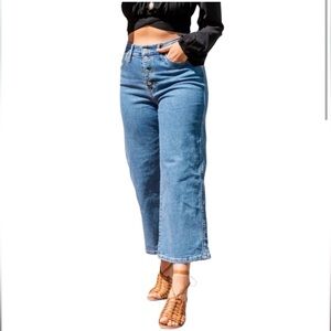 LEVI’S Medium Wash Mile High Cropped Wide Leg Button Fly Denim Jeans Size 29